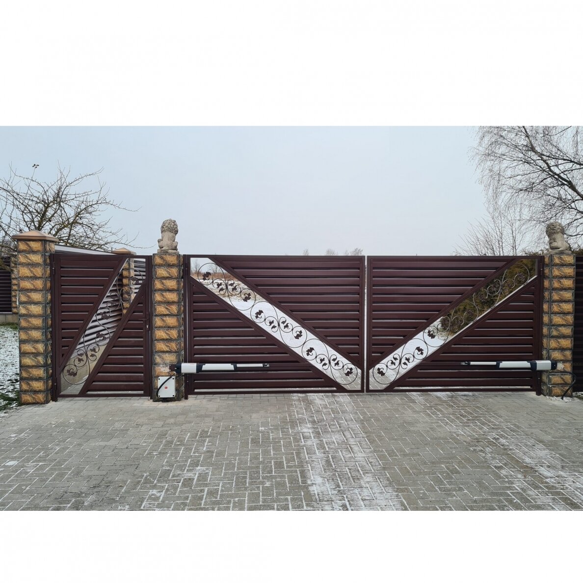 Rozetė 13.111 16x8 / H800 x L300 6